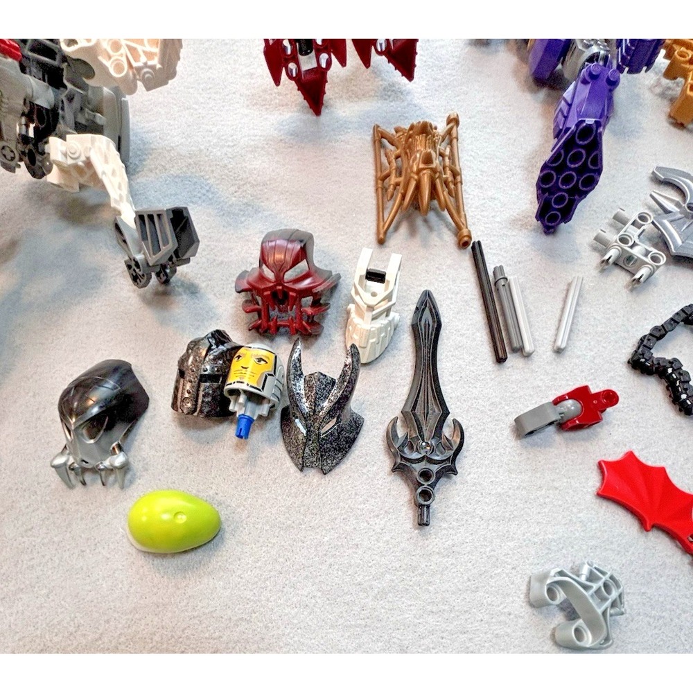 LEGO Bionicle Lot - 2000s Figures / Parts / Accessories - Used As-Is 13lbs - Picture 9 of 16